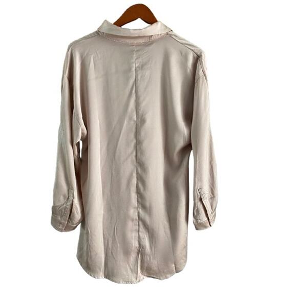 NWT Umgee USA Women’s Pink Champagne Long Sleeve Button‎ Up Tunic Blouse Sz M - Picture 2 of 8